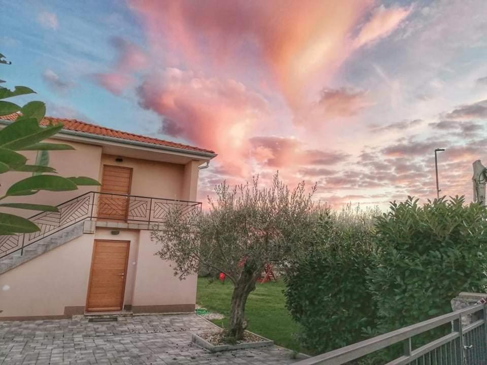Apartman Maslina Крк Экстерьер фото