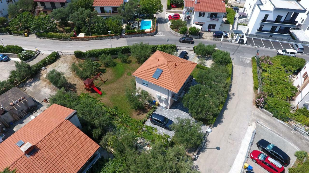 Apartman Maslina Крк Экстерьер фото